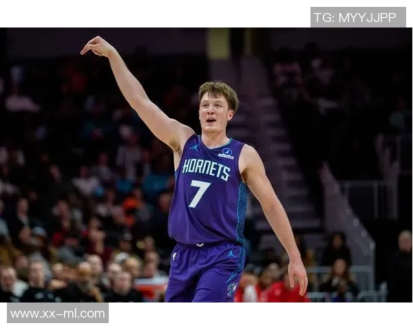 穆雷盛赞克尼佩尔比赛风格预言其未来必将辉煌